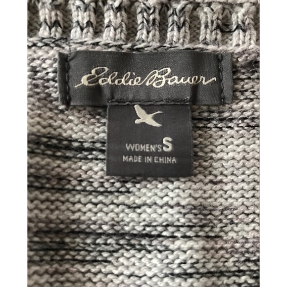 Eddie Bauer Women’s Half Button V-Neck Gray Sweater Size Small - Picture 3 of 7